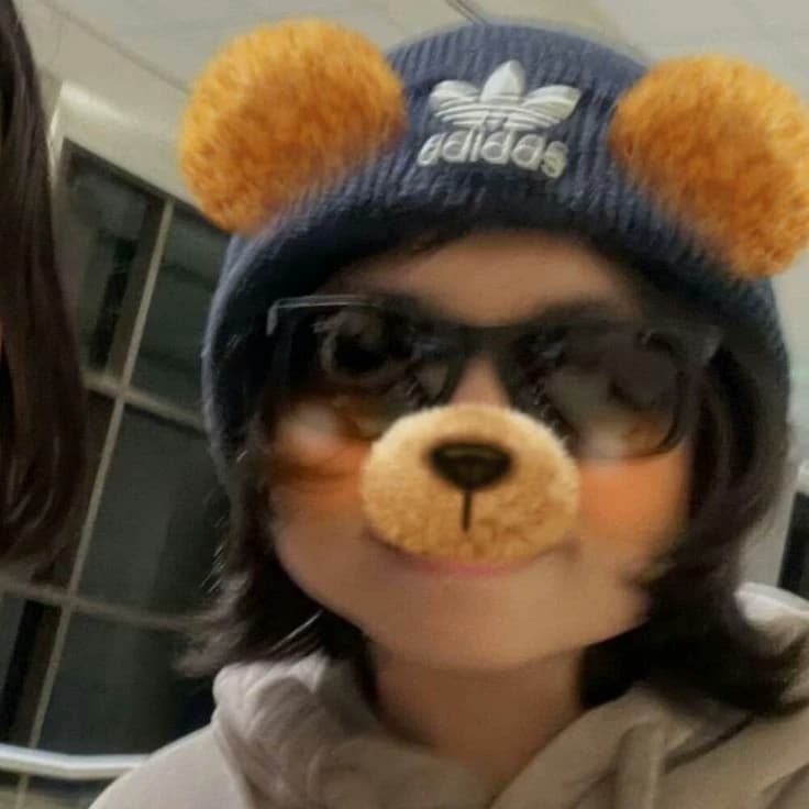 alexis thumbnail