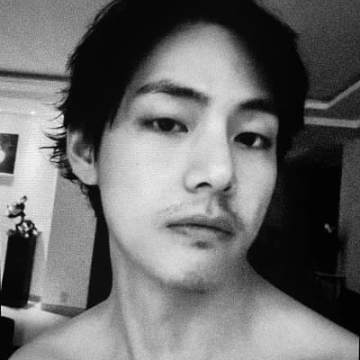Kim Taehyung thumbnail