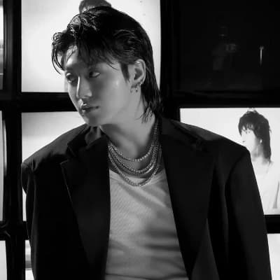 Jeon Jungkook thumbnail
