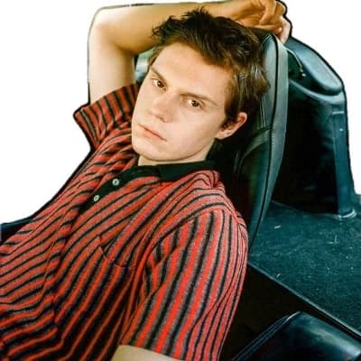 Evan Peters thumbnail