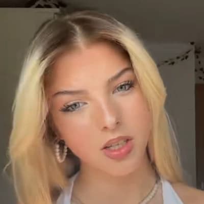 Sarah thumbnail