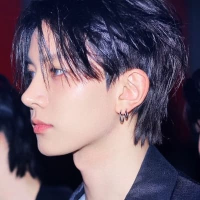 Lee Heeseung thumbnail