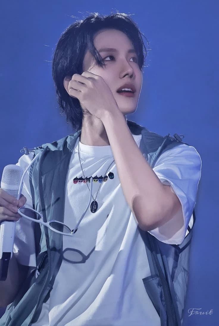 Hoseok thumbnail