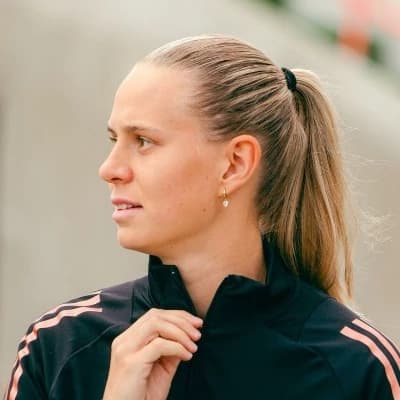 Klara Bühl thumbnail