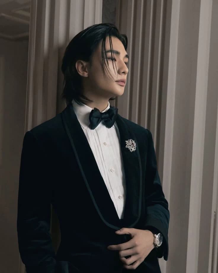 Hyunjin thumbnail