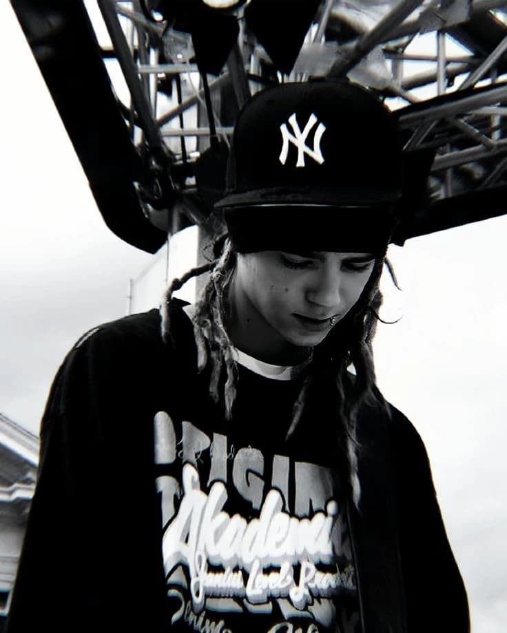 Tom kaulitz thumbnail