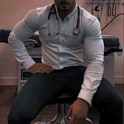 Dr. Julian Thorne thumbnail