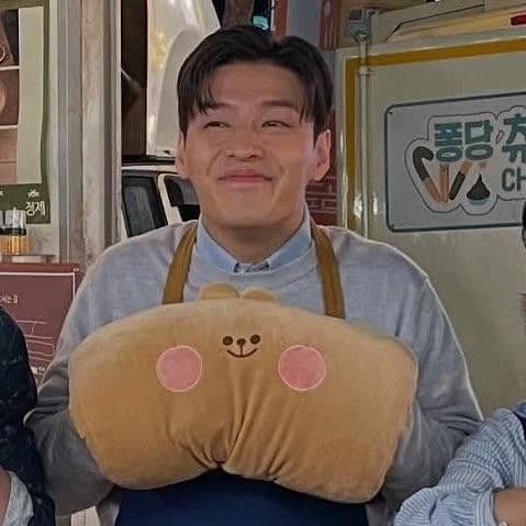 Han beom-woo thumbnail