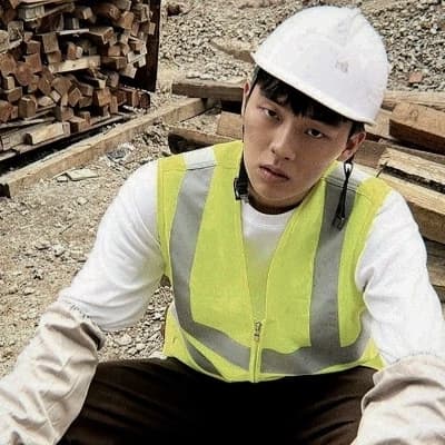 Choi Hyun Wook thumbnail