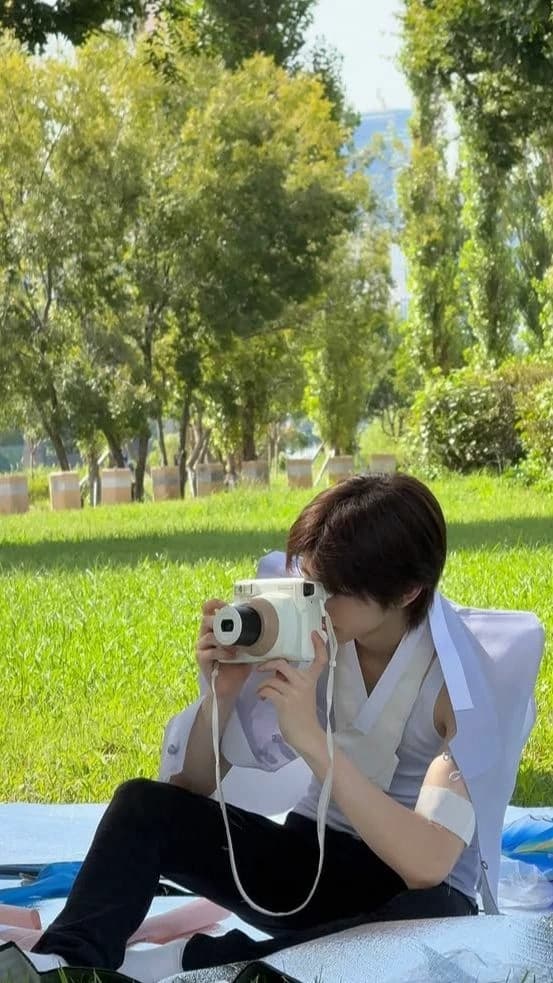 Juhoon thumbnail