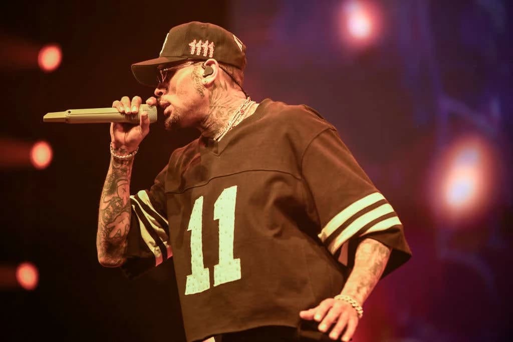 Chris brown  thumbnail