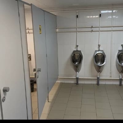 Gay public toilet (LOL) thumbnail