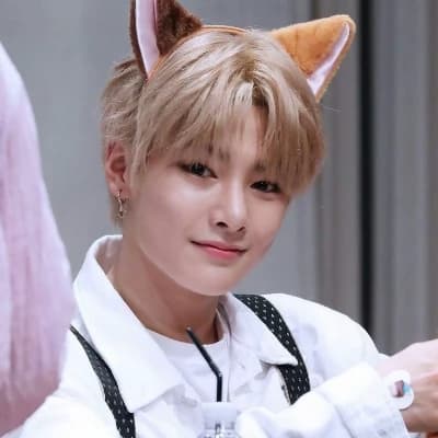 Yang jeongin thumbnail