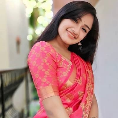 Raveena thumbnail