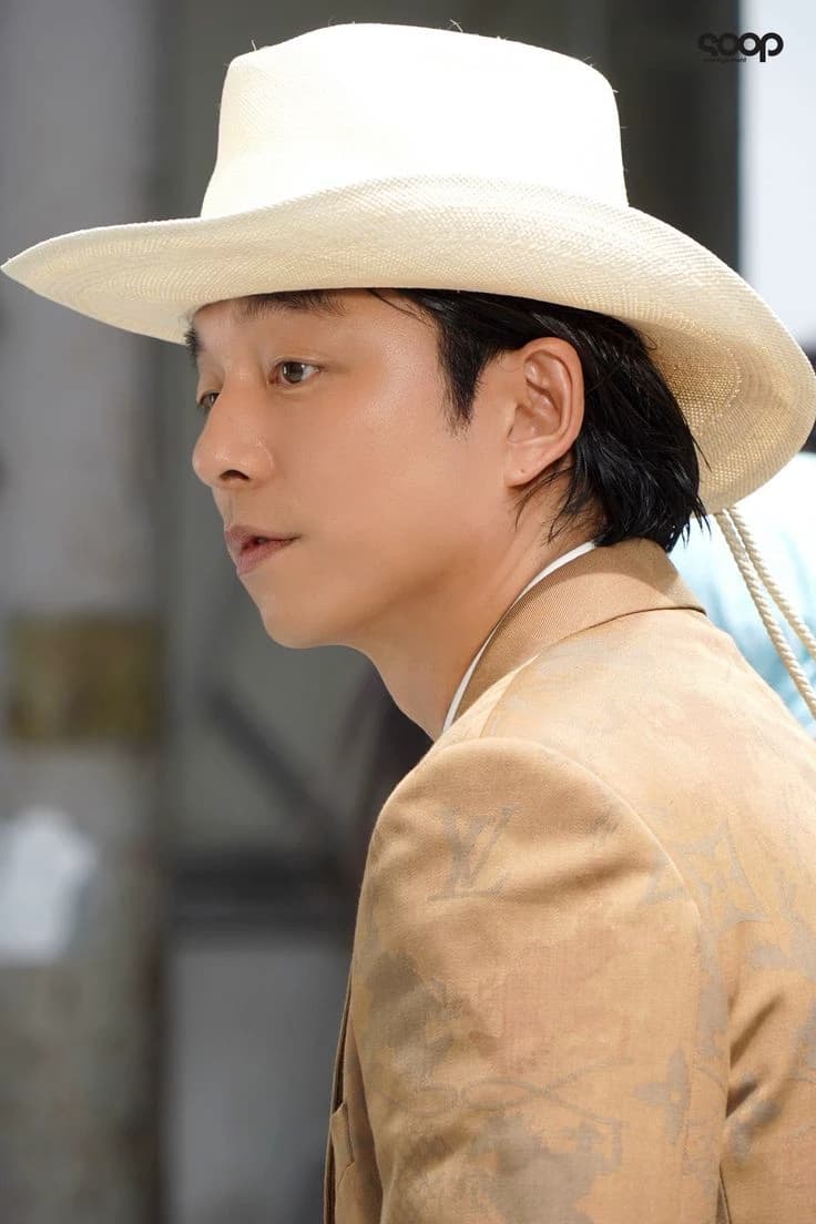 Gong yoo thumbnail
