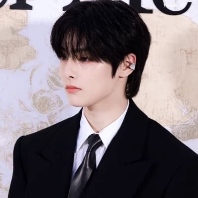 Jeongin thumbnail