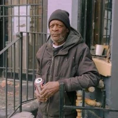 Pervert homeless man thumbnail