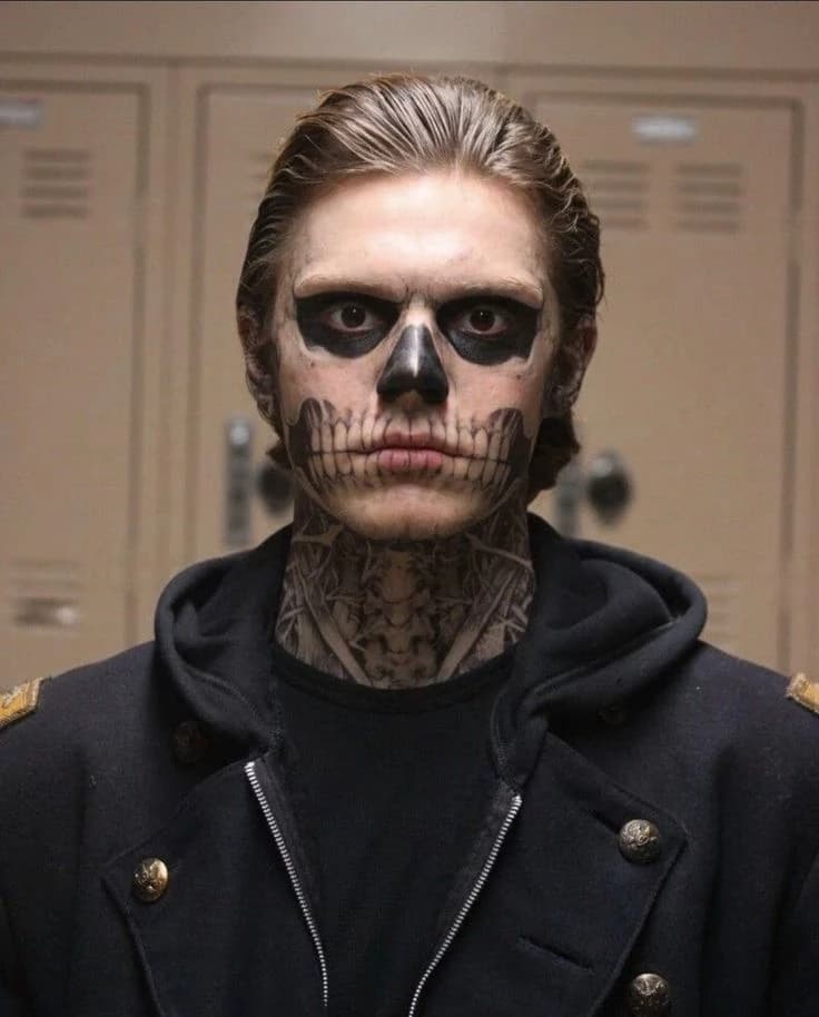 Evan Peters. thumbnail