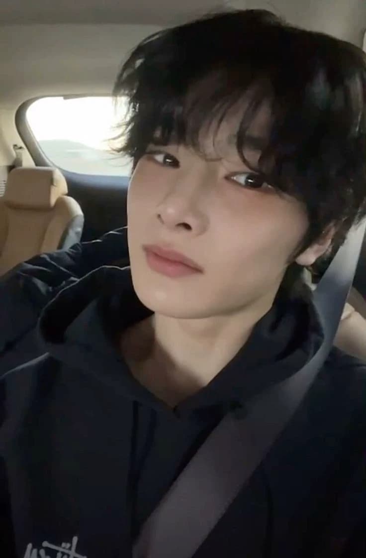 Yang Jeongin thumbnail