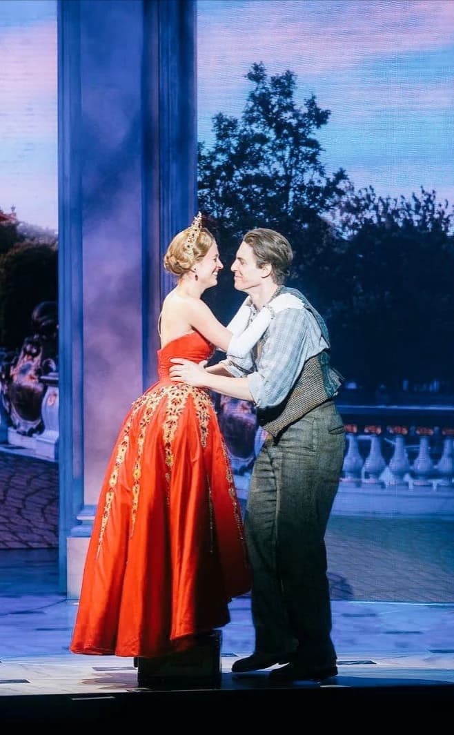 Dimitri Sudayev and Anastasia(Romanov) Sudayev thumbnail