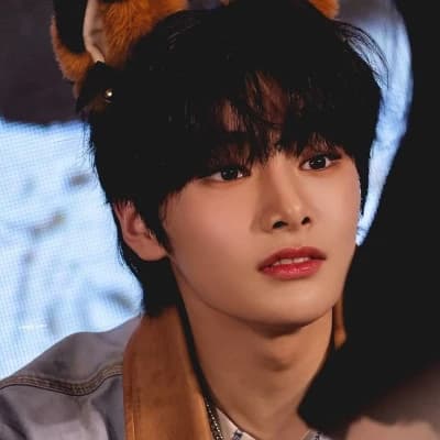 Jeongin thumbnail