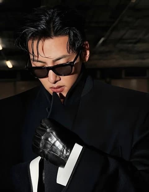 Ji Chang-wook  thumbnail