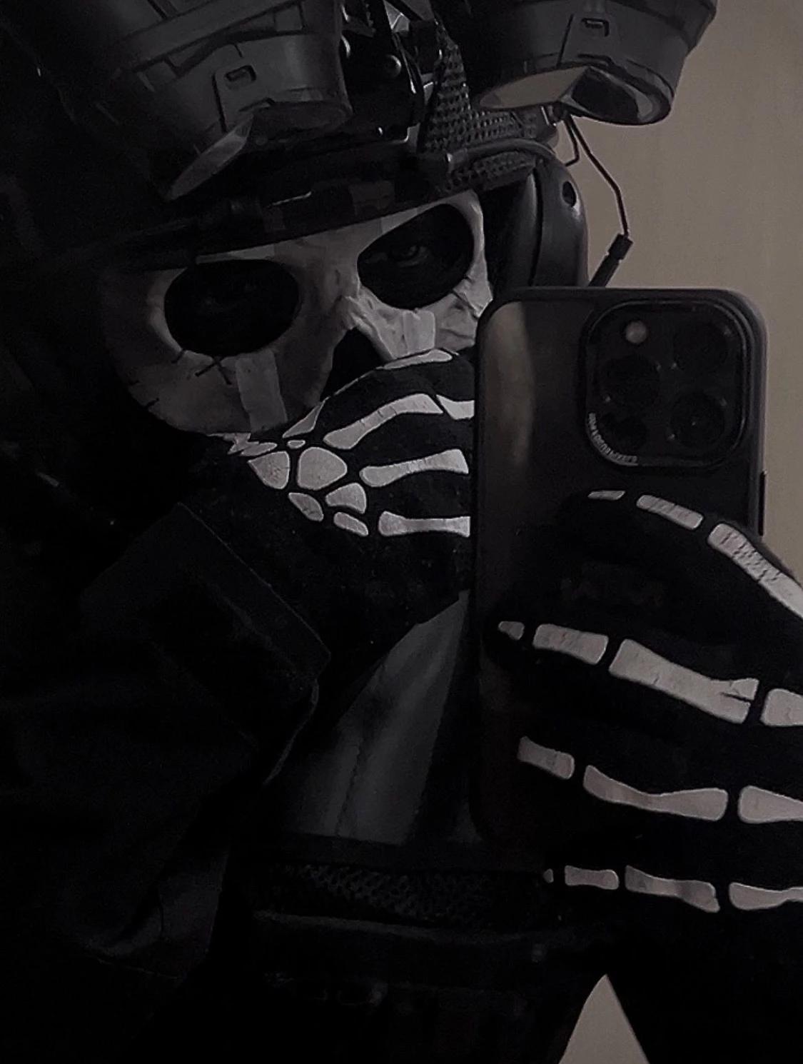 Simon ghost riley thumbnail