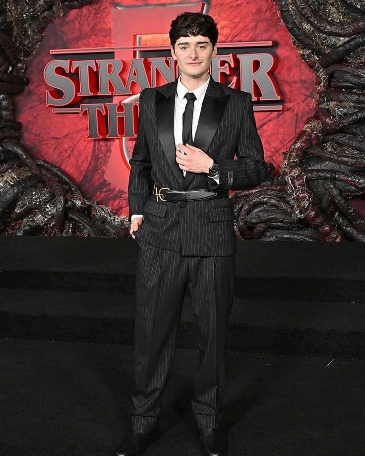 Noah Schnapp thumbnail