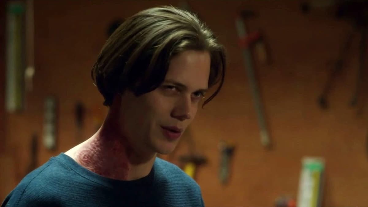 Henry (Bill Skarsgard) thumbnail