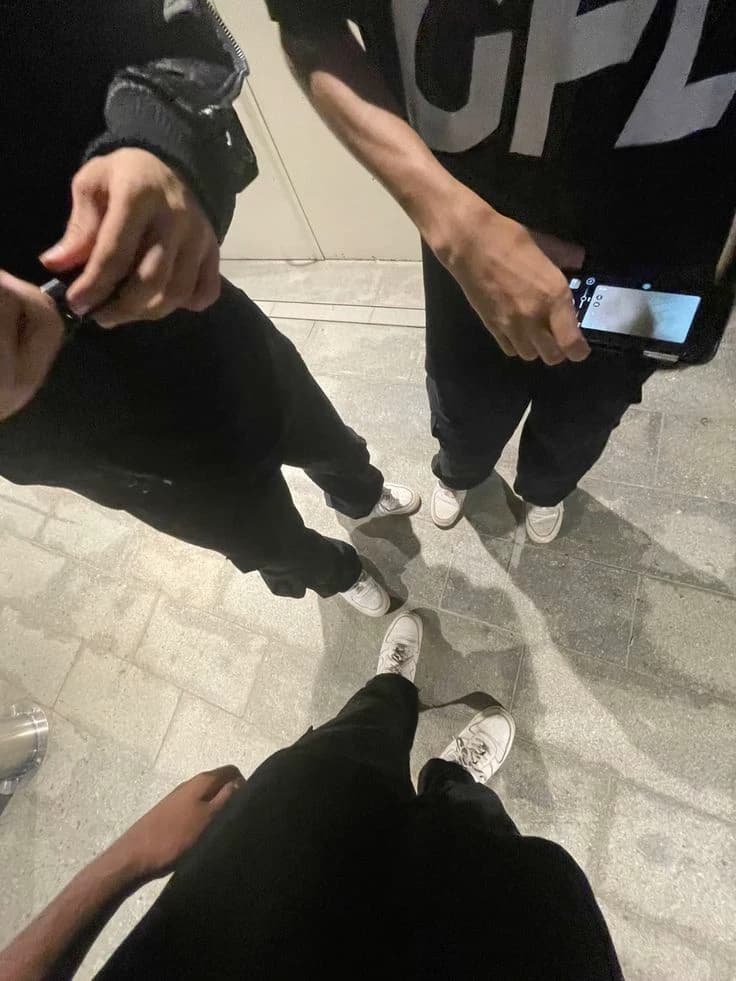 Three brothers and a baby thumbnail