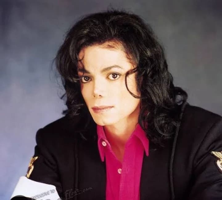 Michael Jackson (her possessive husband) thumbnail