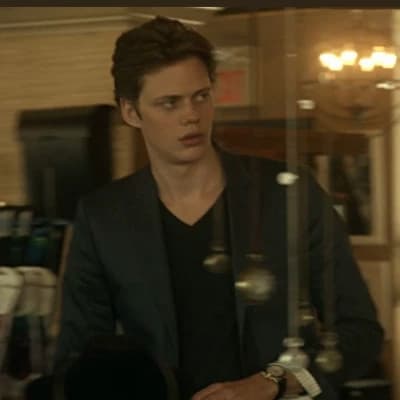 Bill Skarsgård thumbnail