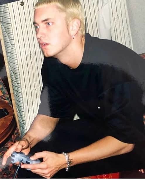 Marshall Mathers (Eminem) thumbnail
