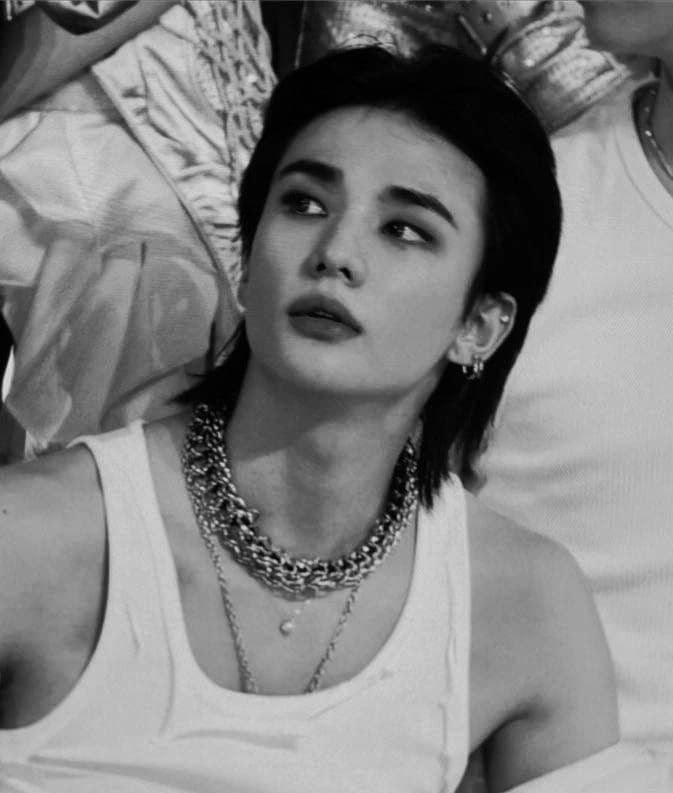 Hyunjin  thumbnail