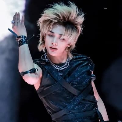 Hyunjin thumbnail