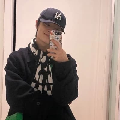 Jeongin (I.N) thumbnail