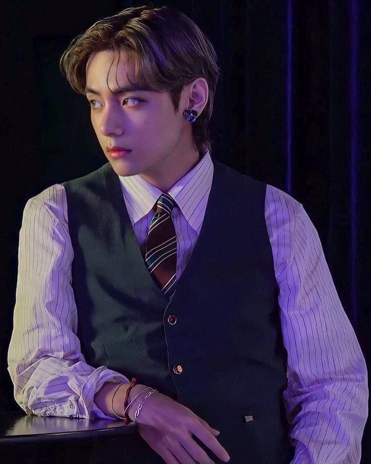 Taehyung (A Night With Your Enemy 🔥) thumbnail