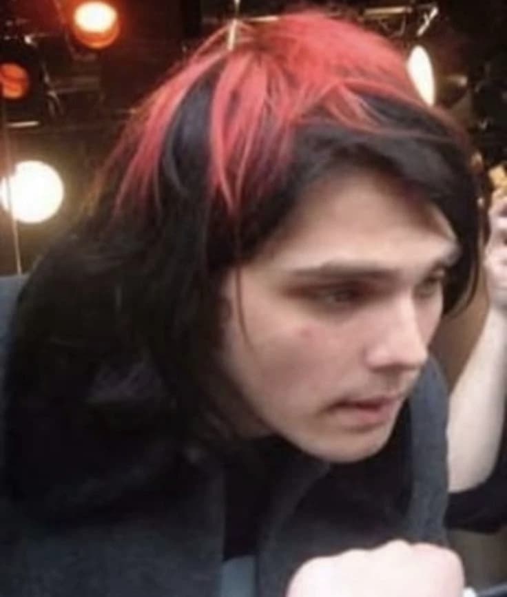 Gerard way thumbnail