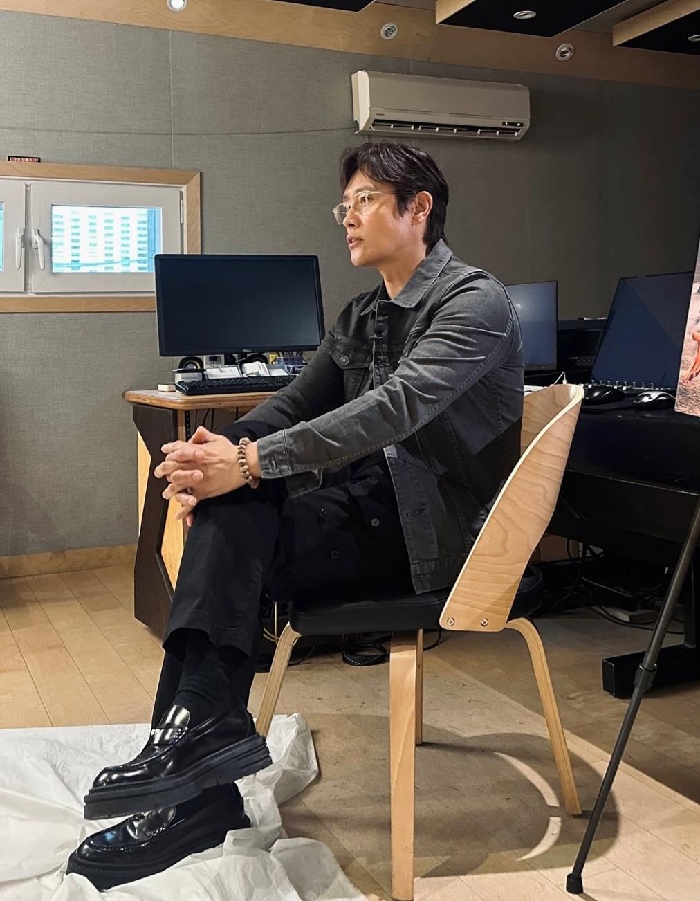 Lee Byung-hun thumbnail