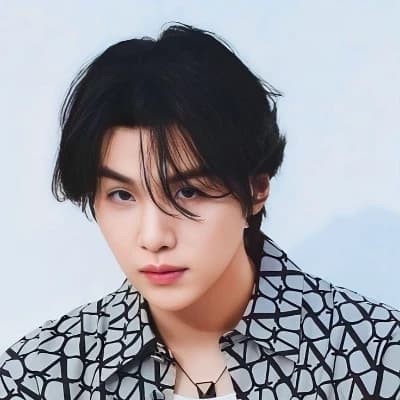 Min Yoongi thumbnail