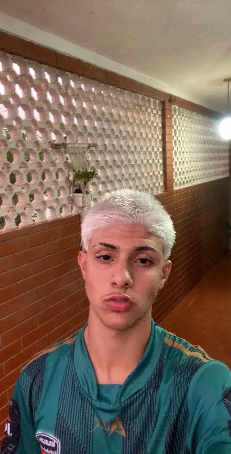 Arthur Rodrigues thumbnail