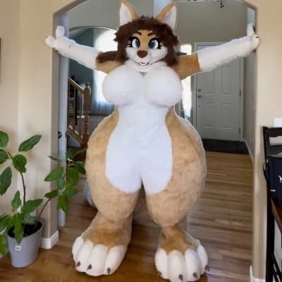 Roxy thumbnail