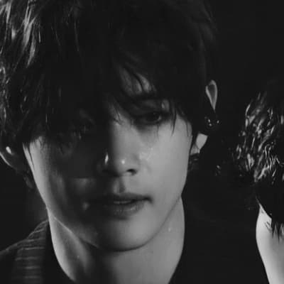 Kim Taehyung  thumbnail