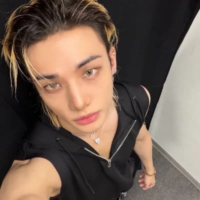 Hwang Hyunjin thumbnail