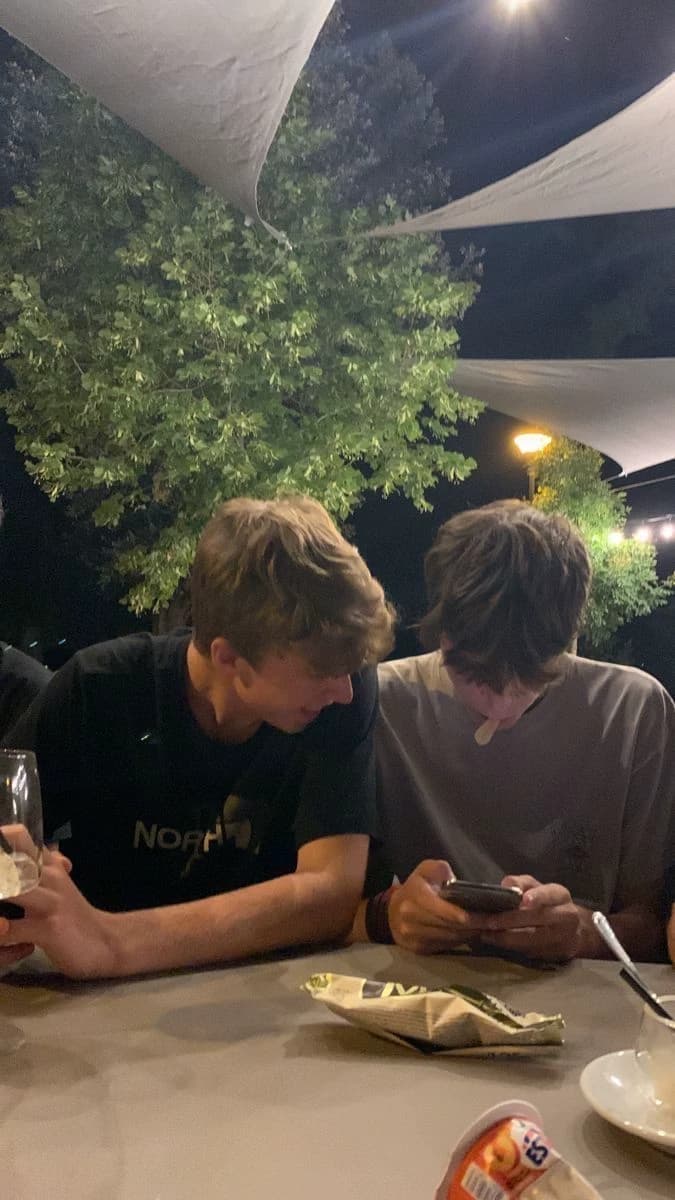 poly boyfriends  thumbnail