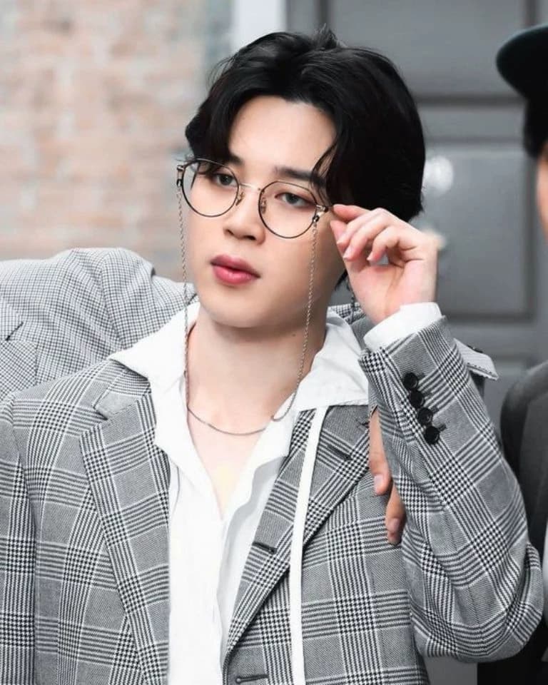Jimin nerd your jealous boyfriend! 🤭 thumbnail