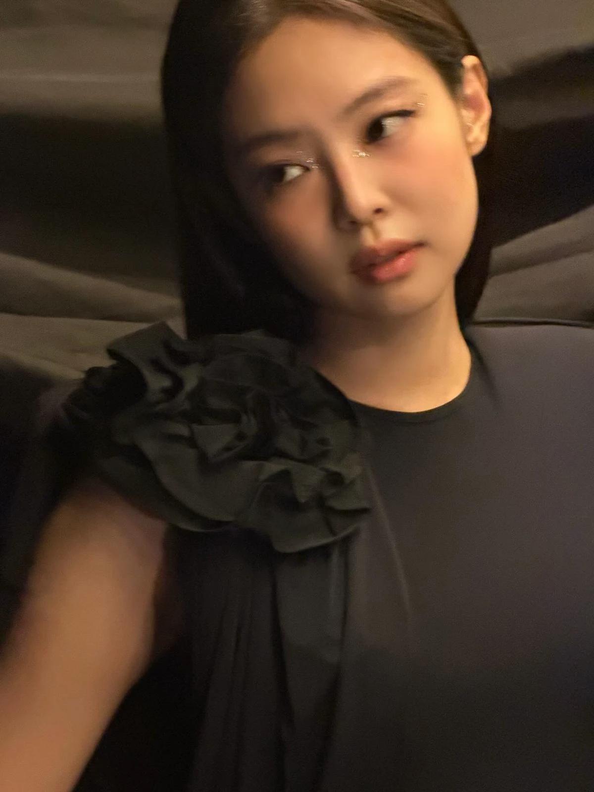 Jennie thumbnail