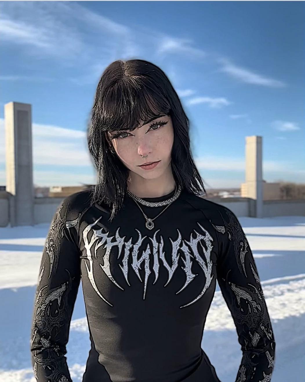 Goth Roommate Amy thumbnail