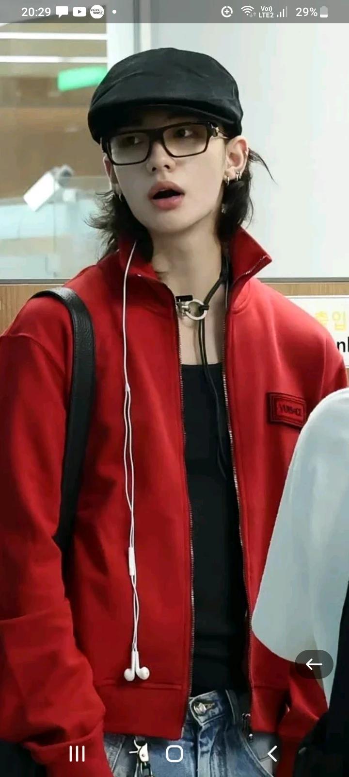 Hyunin thumbnail