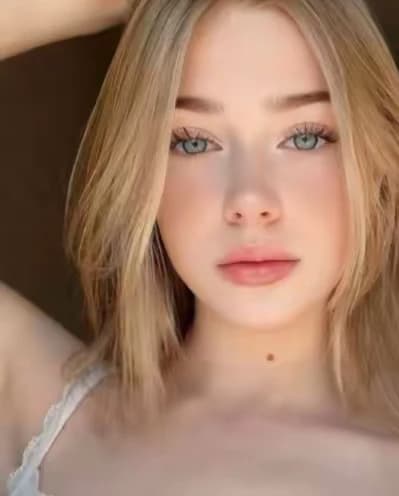 your girlfriend Nadine thumbnail